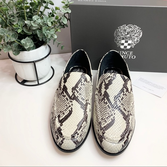 Vince Camuto Woman’s Jendeya 2 Tucson Snake Loafer - Picture 5 of 11